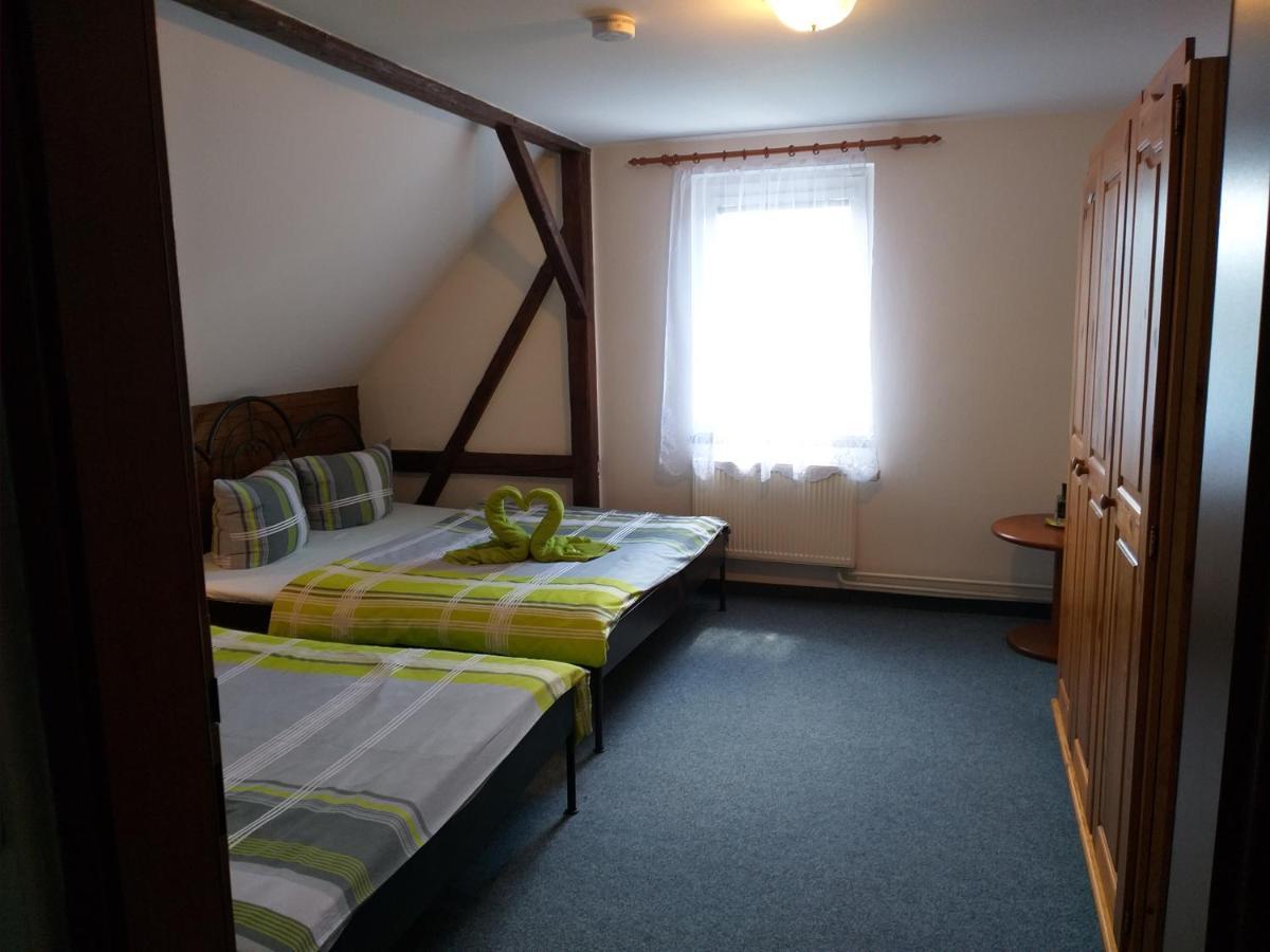 U Pohody Hotel Kovarska Luaran gambar